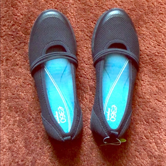 NWT Easy Spirit black Mary Jane style shoes. 7.5W - Picture 1 of 5